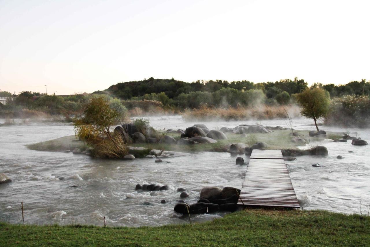 Ikaia River Lodge Keimoes Kültér fotó