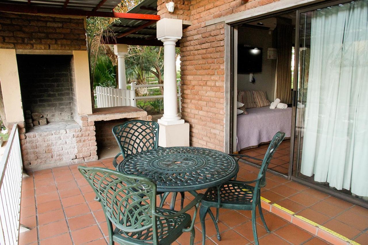 Ikaia River Lodge Keimoes Kültér fotó